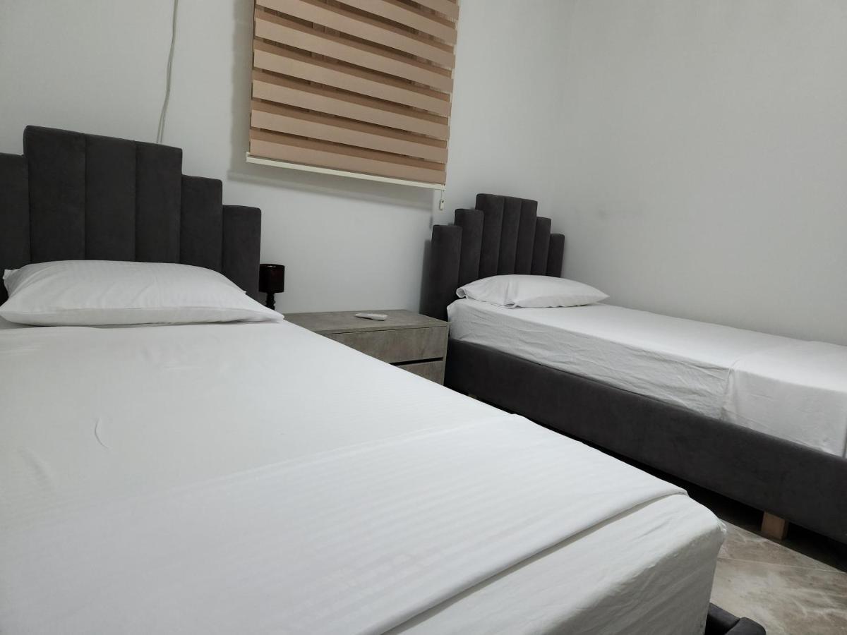 Apartamento Panorama View Apt, 150M To Beach, 750M Lungo Mare Vlorë Exterior foto